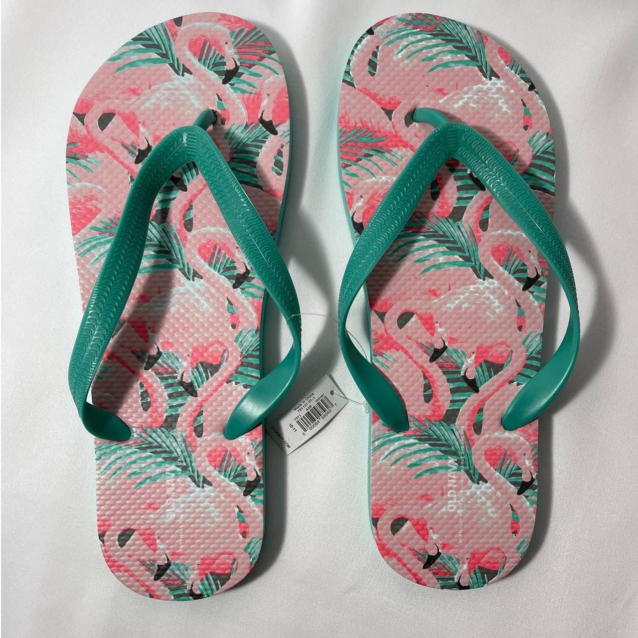 7 pairs of black old navy flip flops | Old navy flip flops, Flip flops, Old  navy