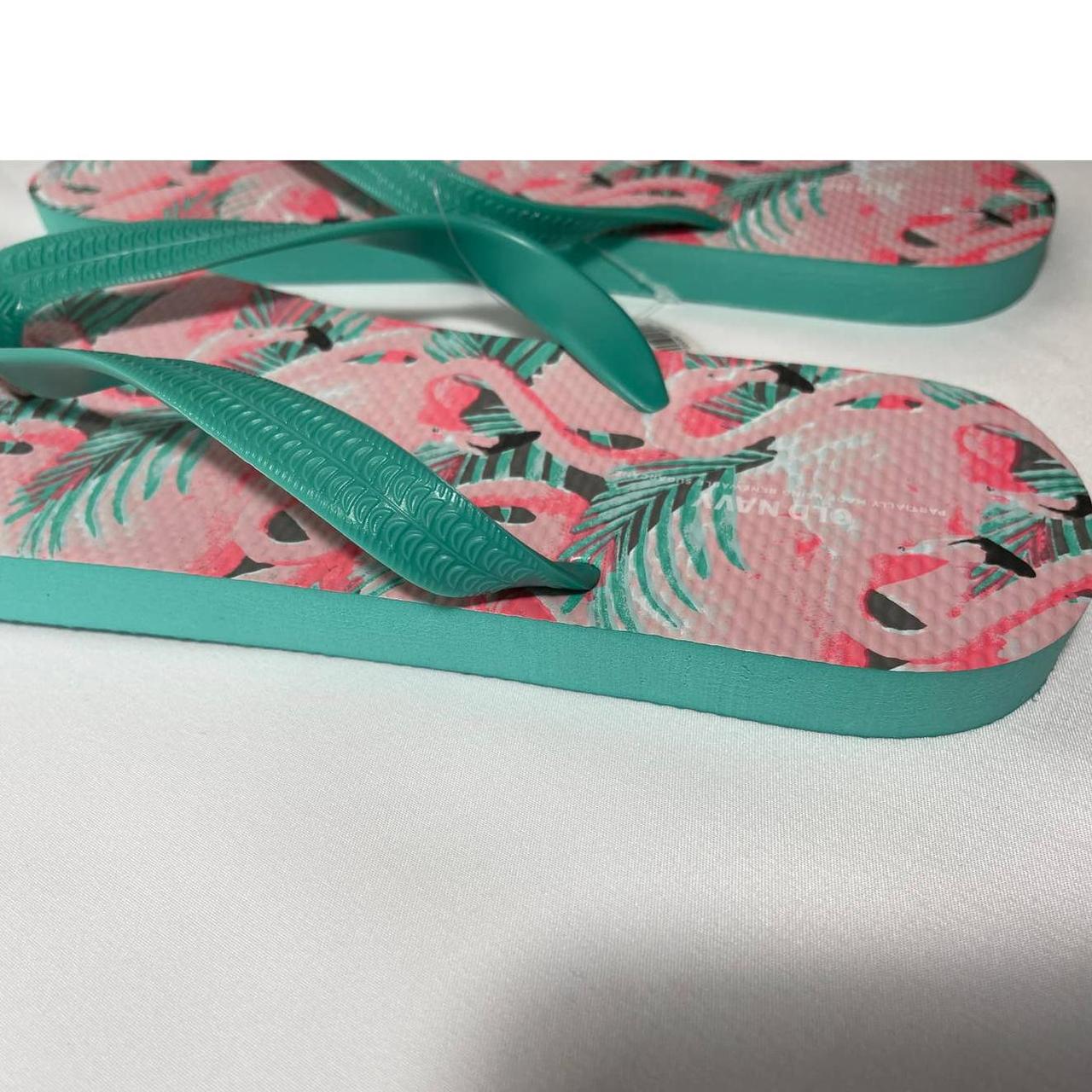 Old Navy Faux-Leather Flip-Flop Sandals for Men | Mall of America®