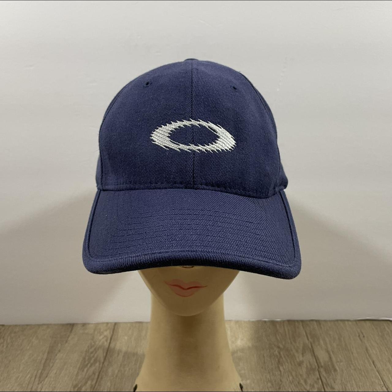 Vintage Oakley software stretch flex hat L/XL in... - Depop