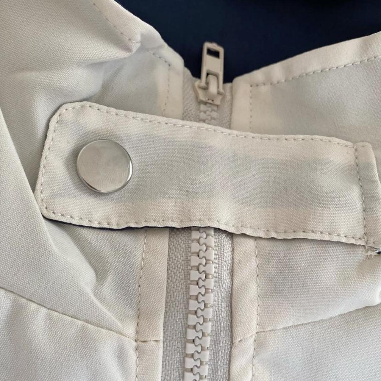 Cream vintage streetwear jacket perfect for winter... - Depop