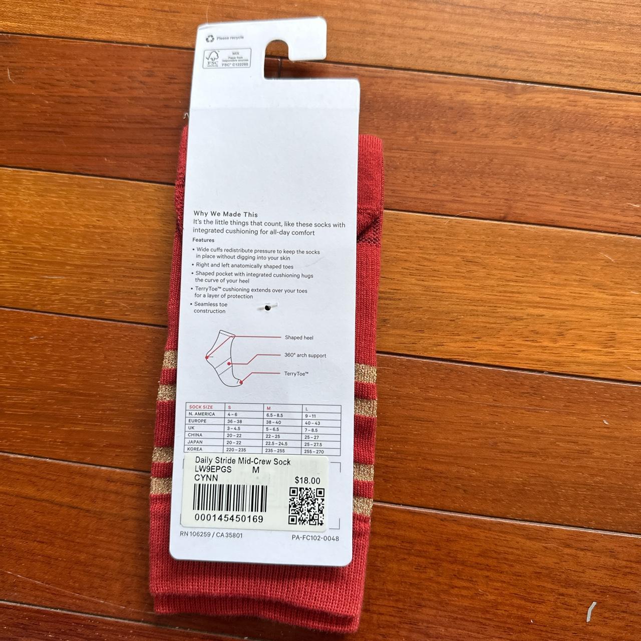 BRAND NEW LULULEMON SOCKS! Features: • Naturally - Depop