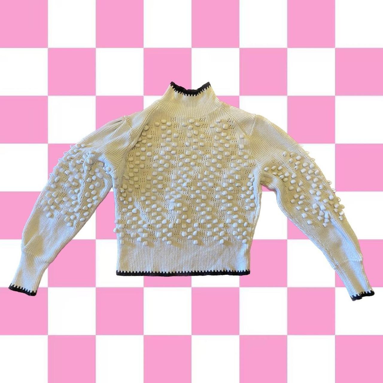 BCBGMAXAZRIA popcorn stitch sweater size L 19 Depop