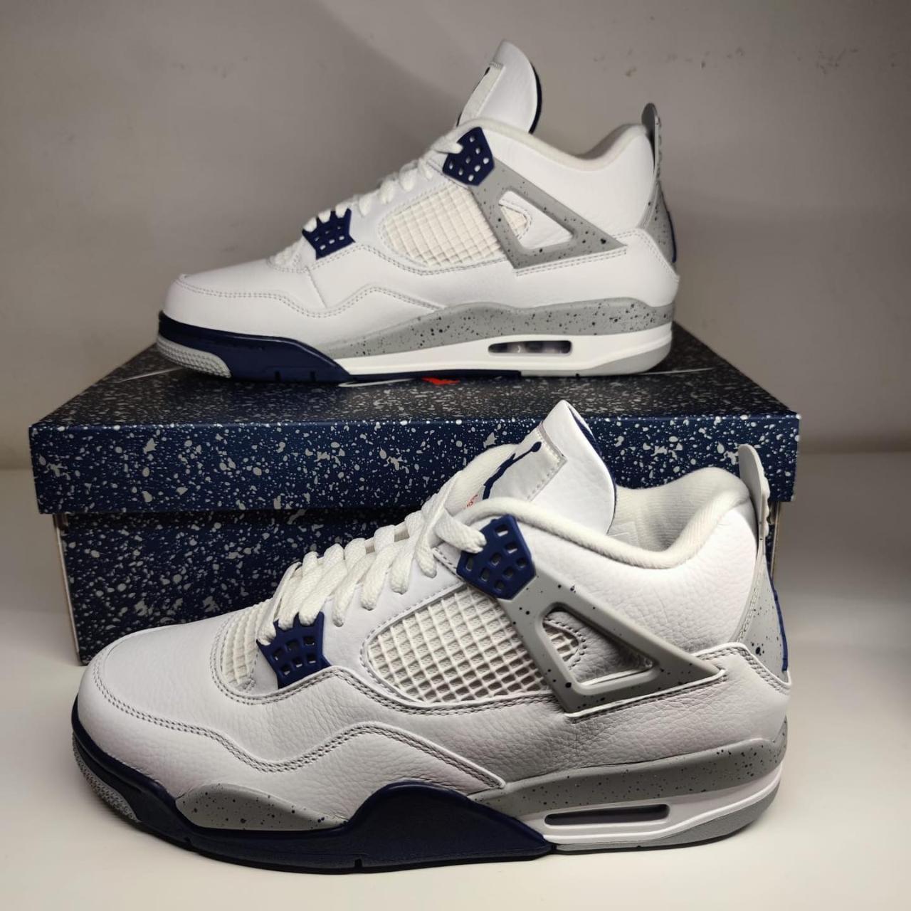 Air jordan 4 retro Midnight navy Women’s Size 7.5 ... - Depop