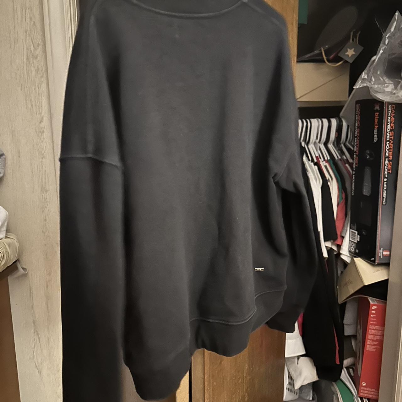 Amiri Sweater - Depop