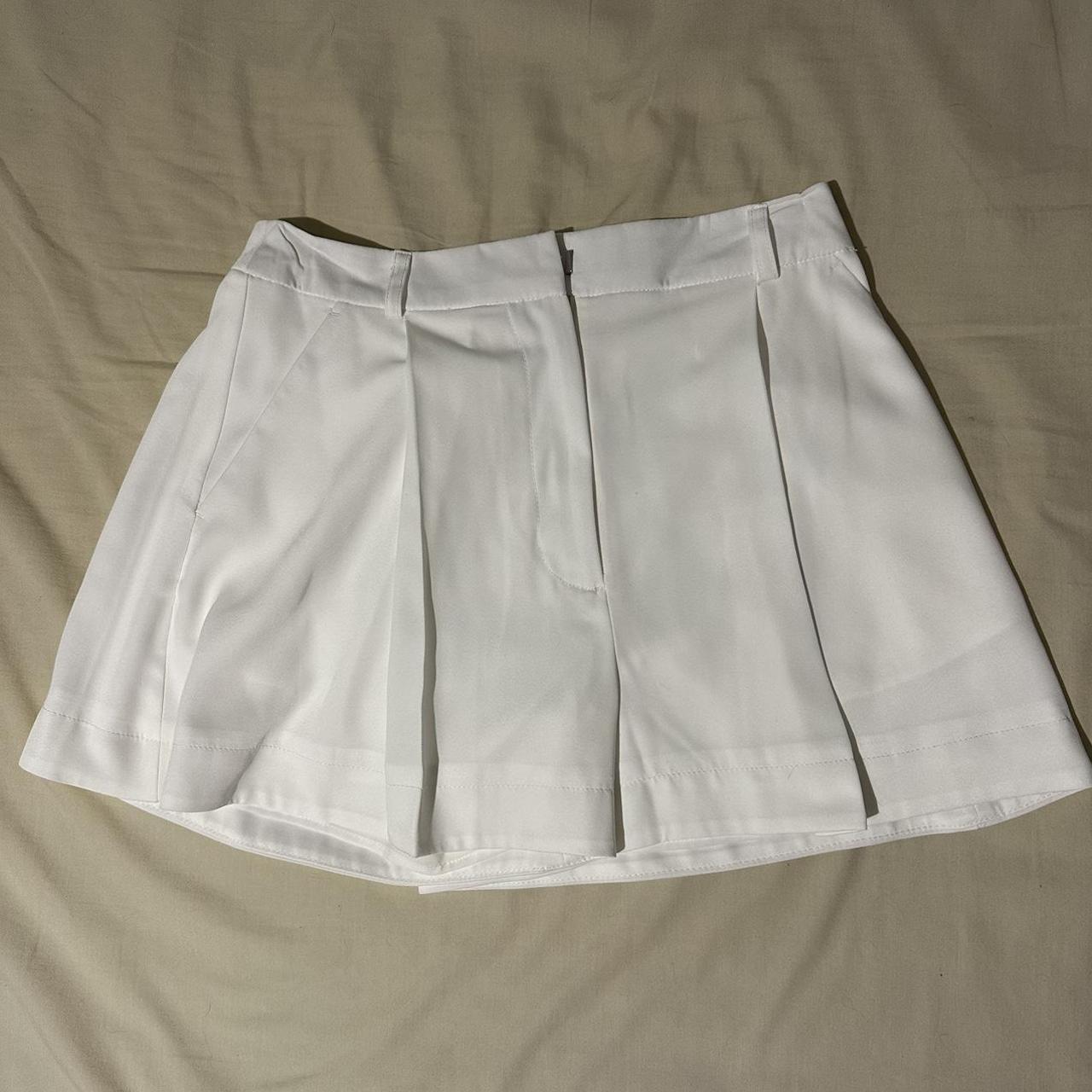 Glasson White Shorts/ Skort Lightweight... - Depop