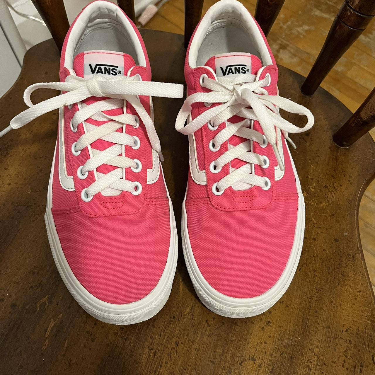 Pink vans tennis store shoes