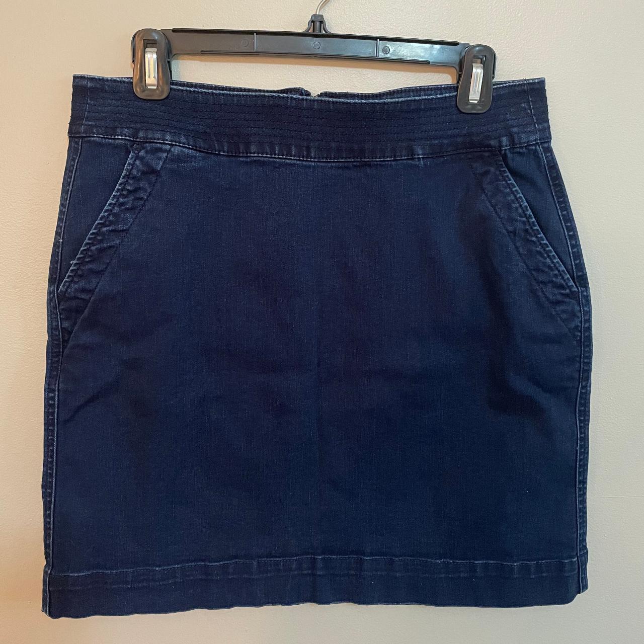 item listed by overgrownandevergreen