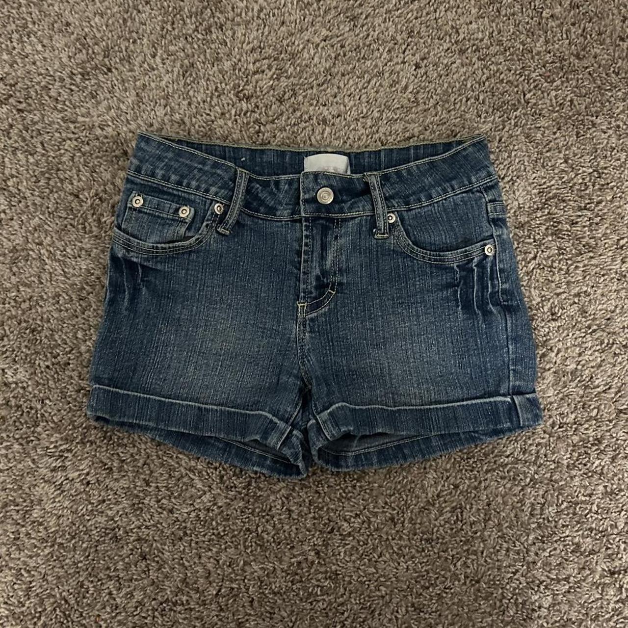 item listed by snoopyfan17