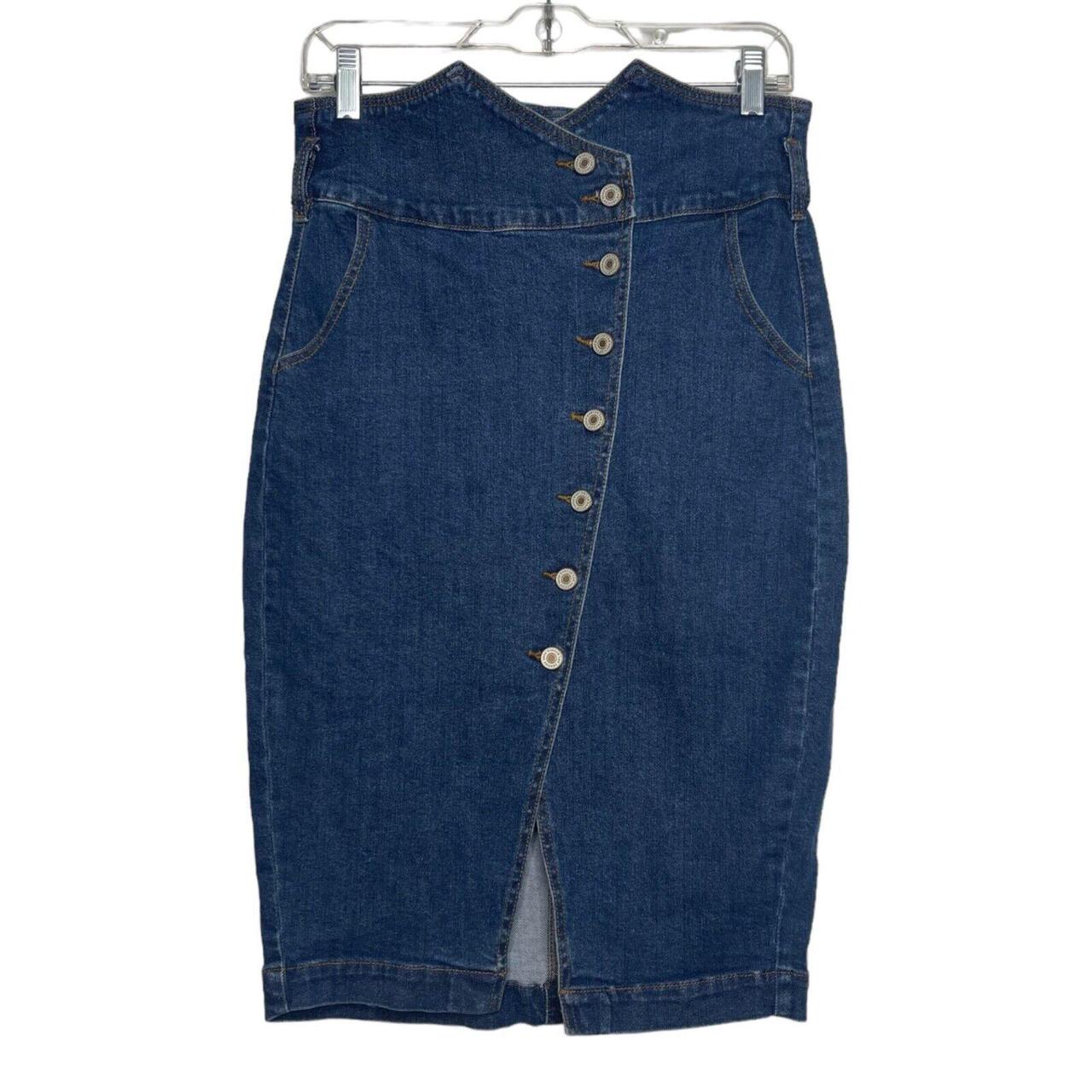 item listed by vannahsvintageandvalue
