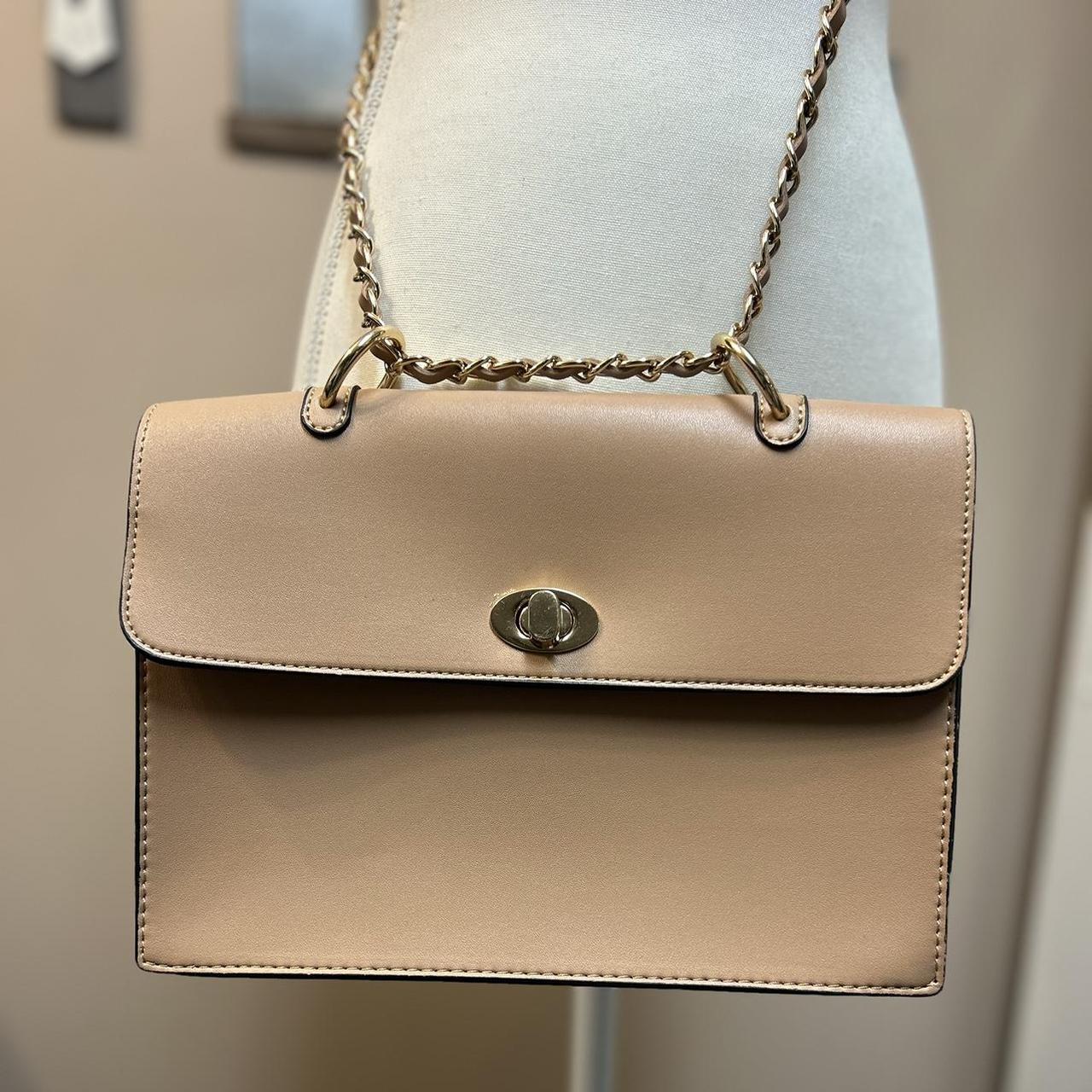 item listed by presleysvintage82