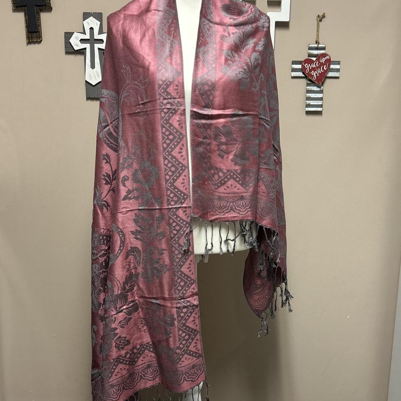 item listed by presleysvintage82