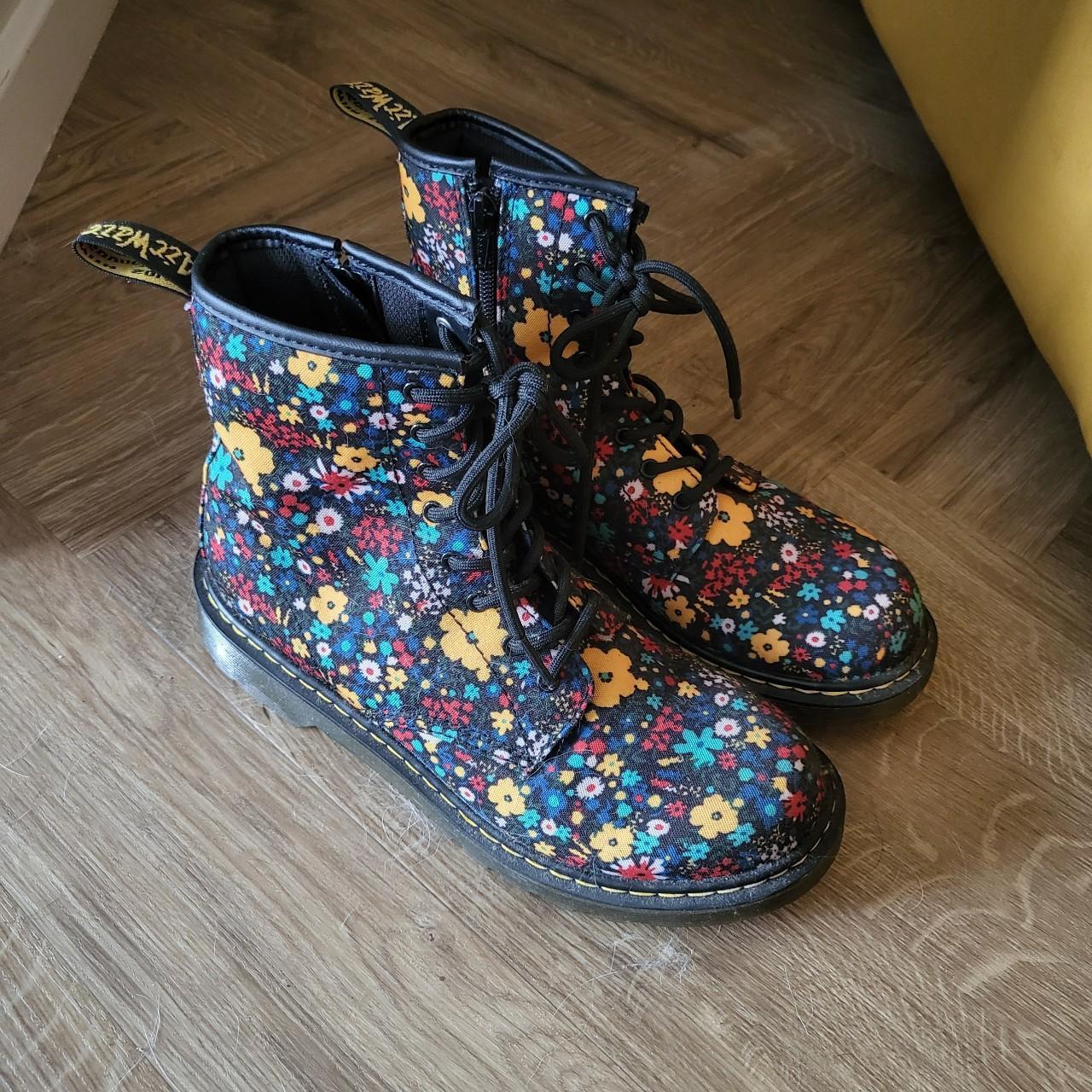 Floral Dr Martens 1460 boots size 5. Worn once. No. Depop