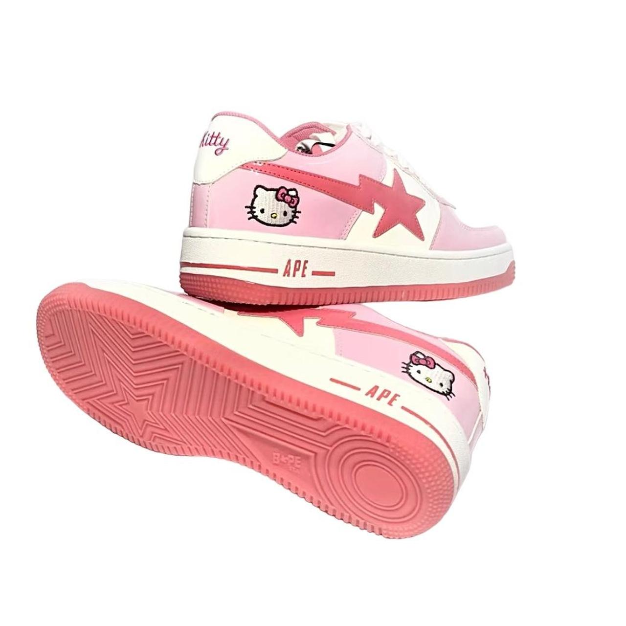 ʕ•̫͡•ʕ•̫͡•ʔ•̫͡•ʔ 2018 Hello Kitty x Bape Sta Shoes This... Depop