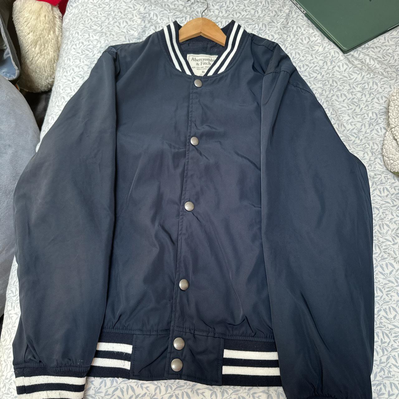 Barely used boomer jacket - Depop