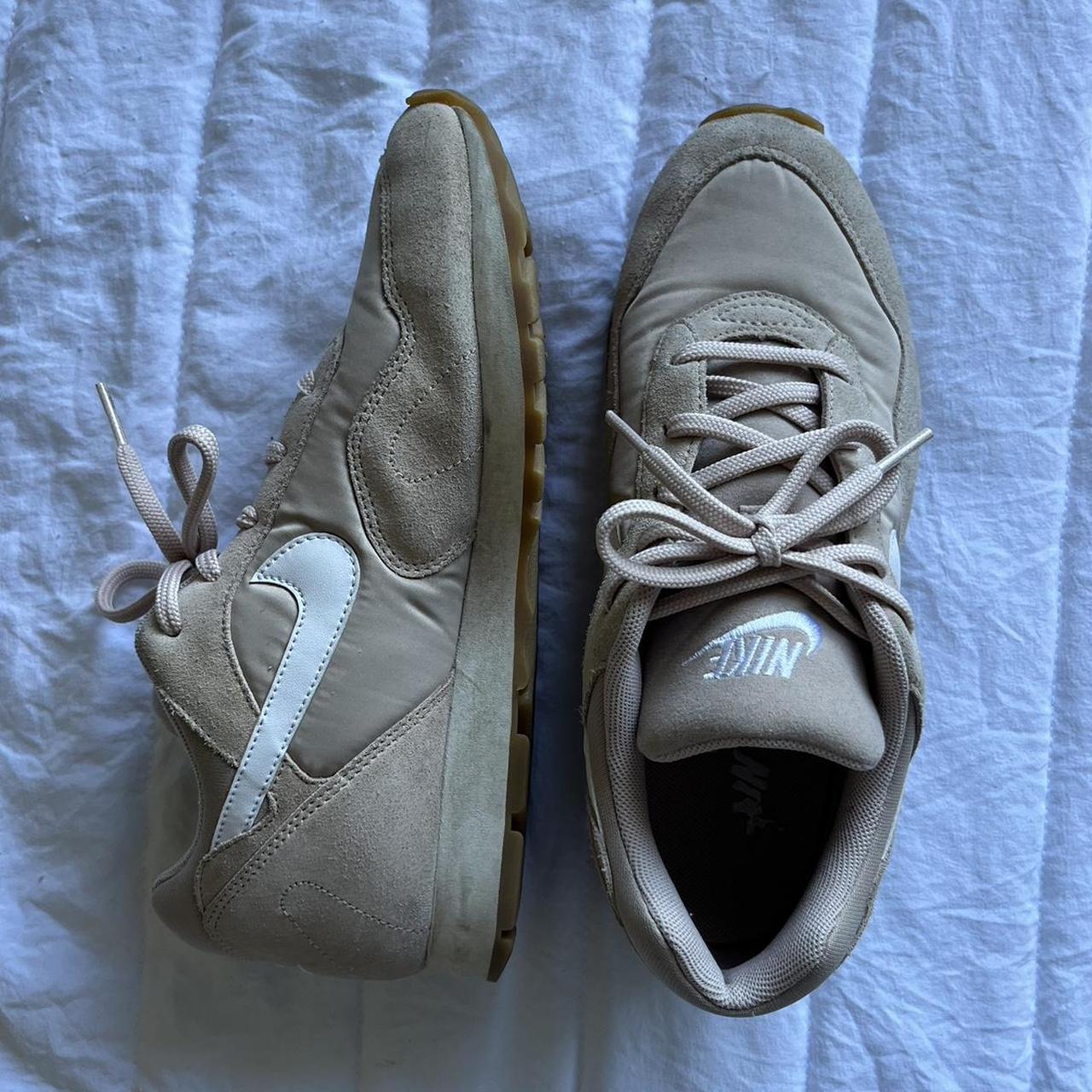 nike outburst shoes particle beige white sand
