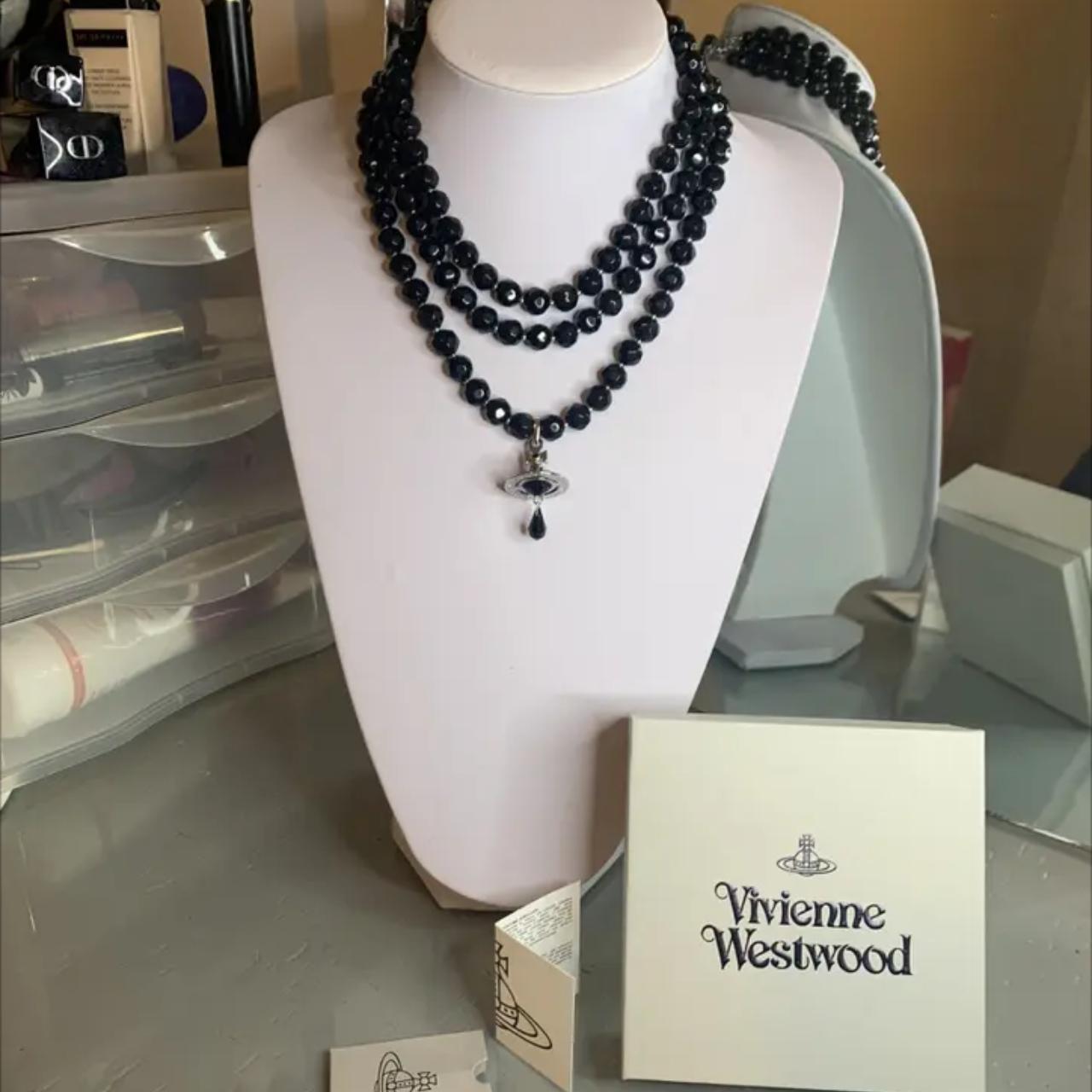 This is hachi's jewelry box 👛🍓#viviennewestwood #necklace #nana #hac... |  TikTok