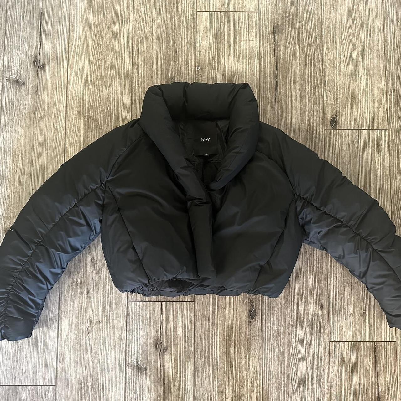 KHY cropped puffer by Kylie Jenner XS Fits larger | Depop KHY cropped puffer by Kylie Jenner XS Fits larger | Depop