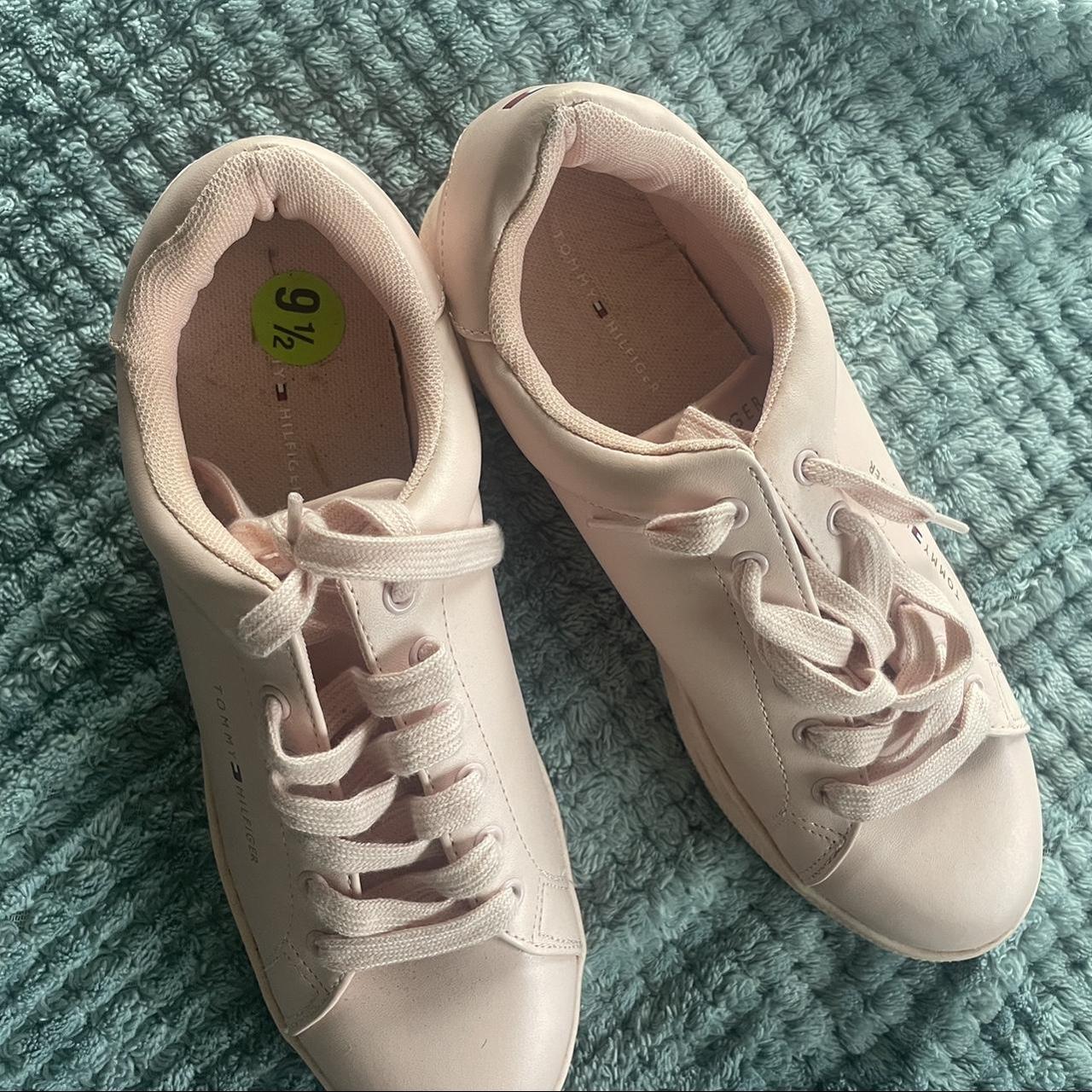 Tommy hilfiger best sale rose gold trainers