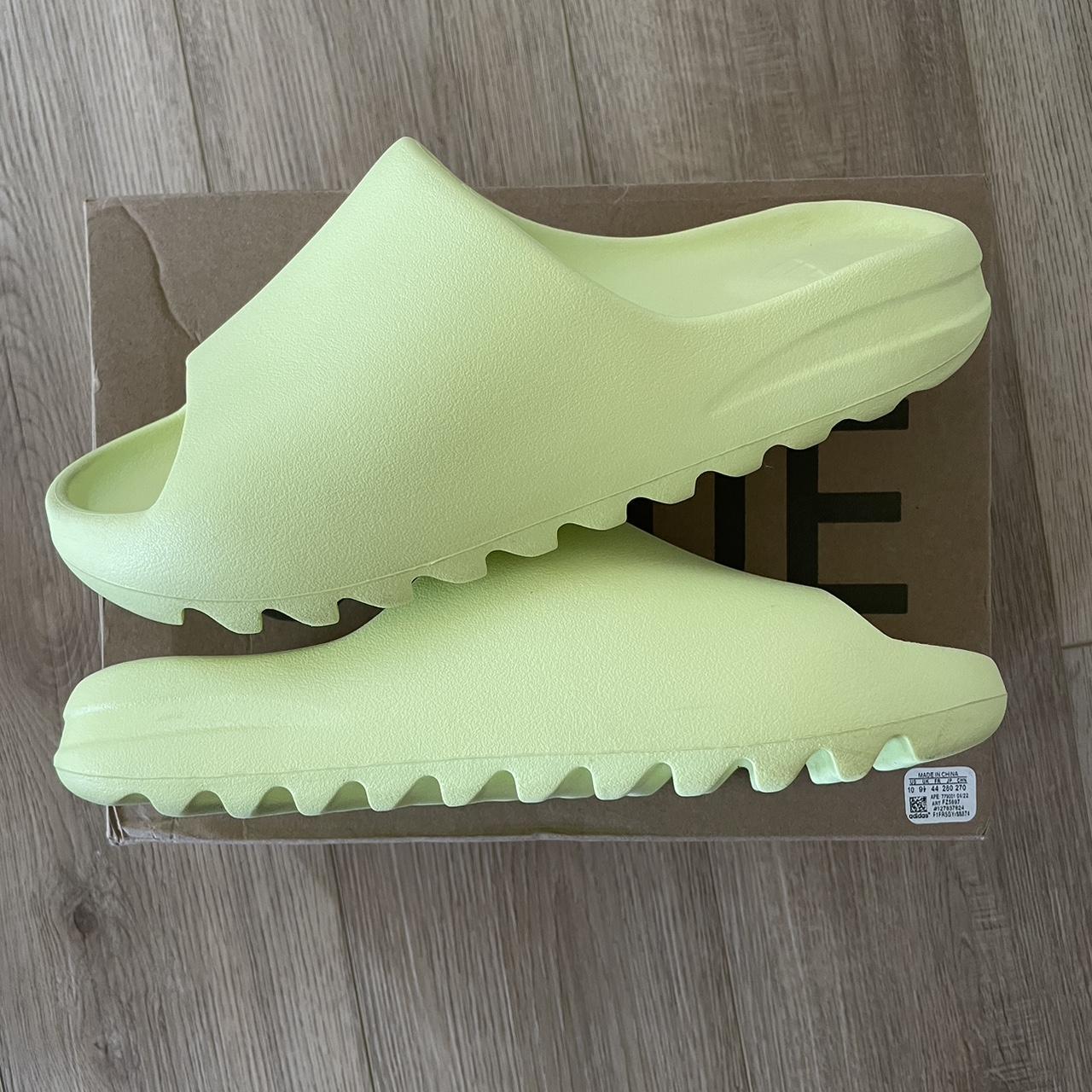 adidas yeezy slides green