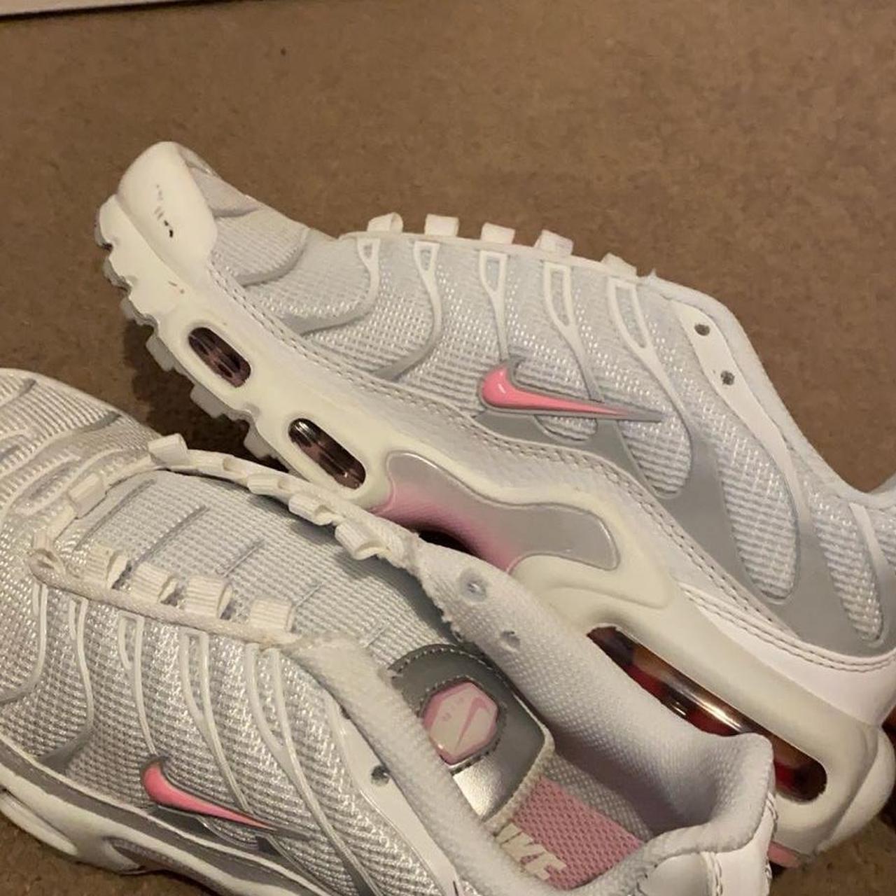 Grey white and pink nike tns Depop