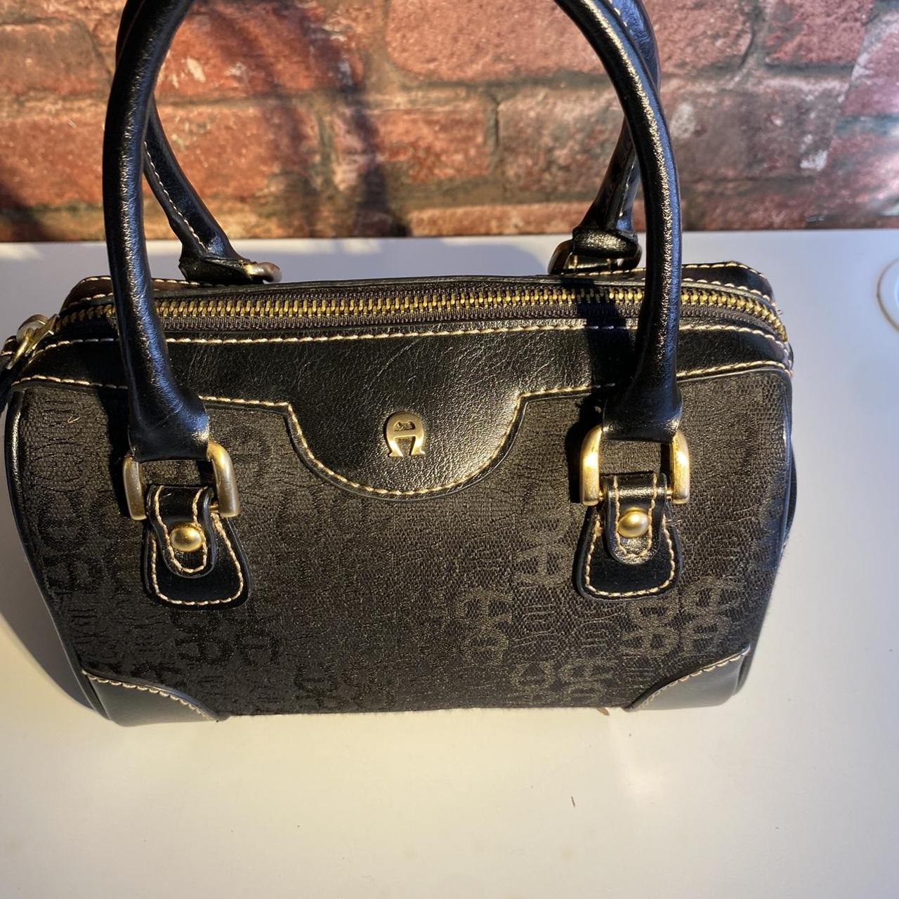 Vintage Etienne Aigner satchel I had this bag for Depop