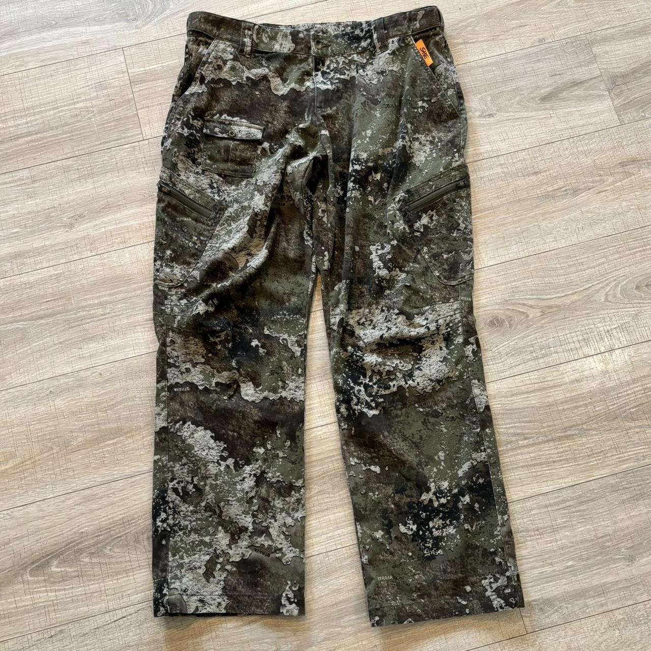 SHE Bass Pro men’s hunter camo pants In great shape... - Depop