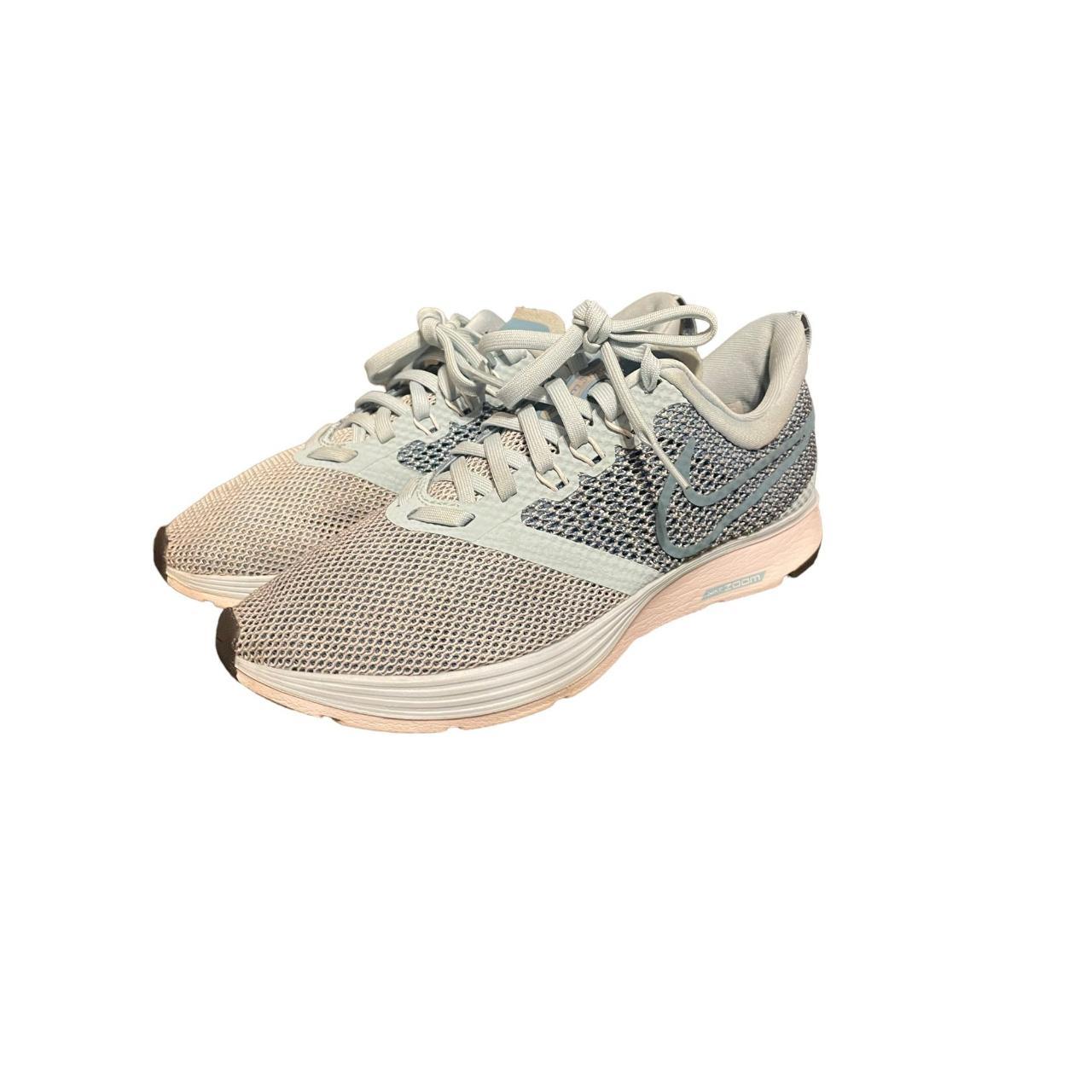 Nike zoom sale strike running sneaker