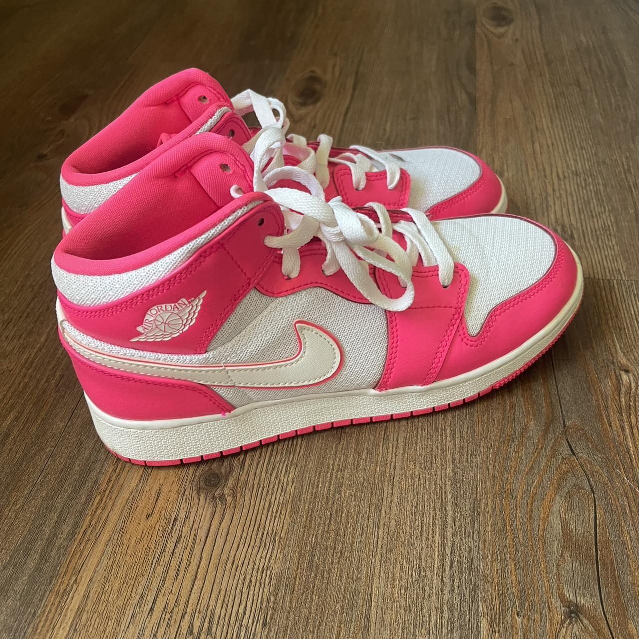 pink jordans size 9