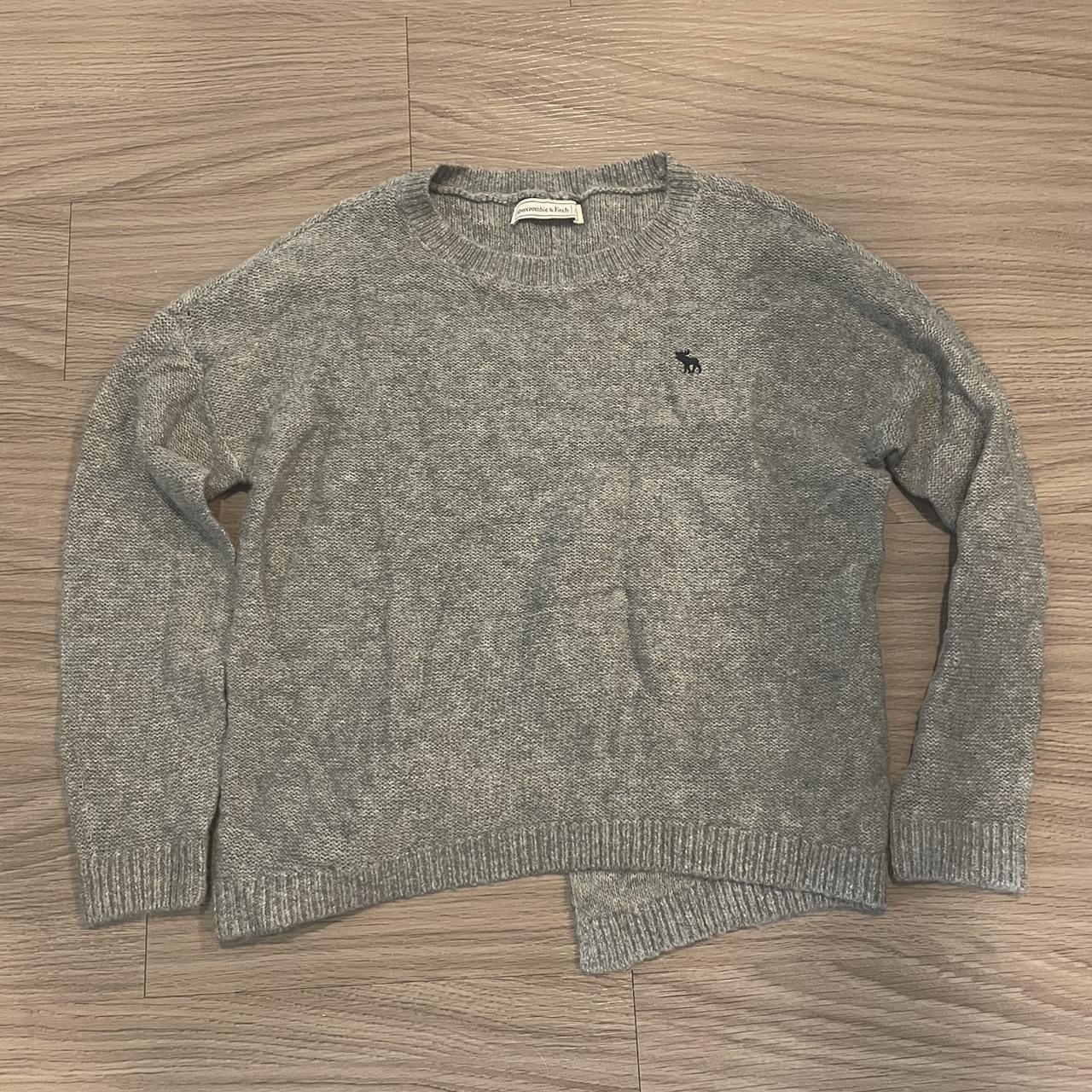 Abercrombie and Fitch Grey sweater #abercrombie... - Depop