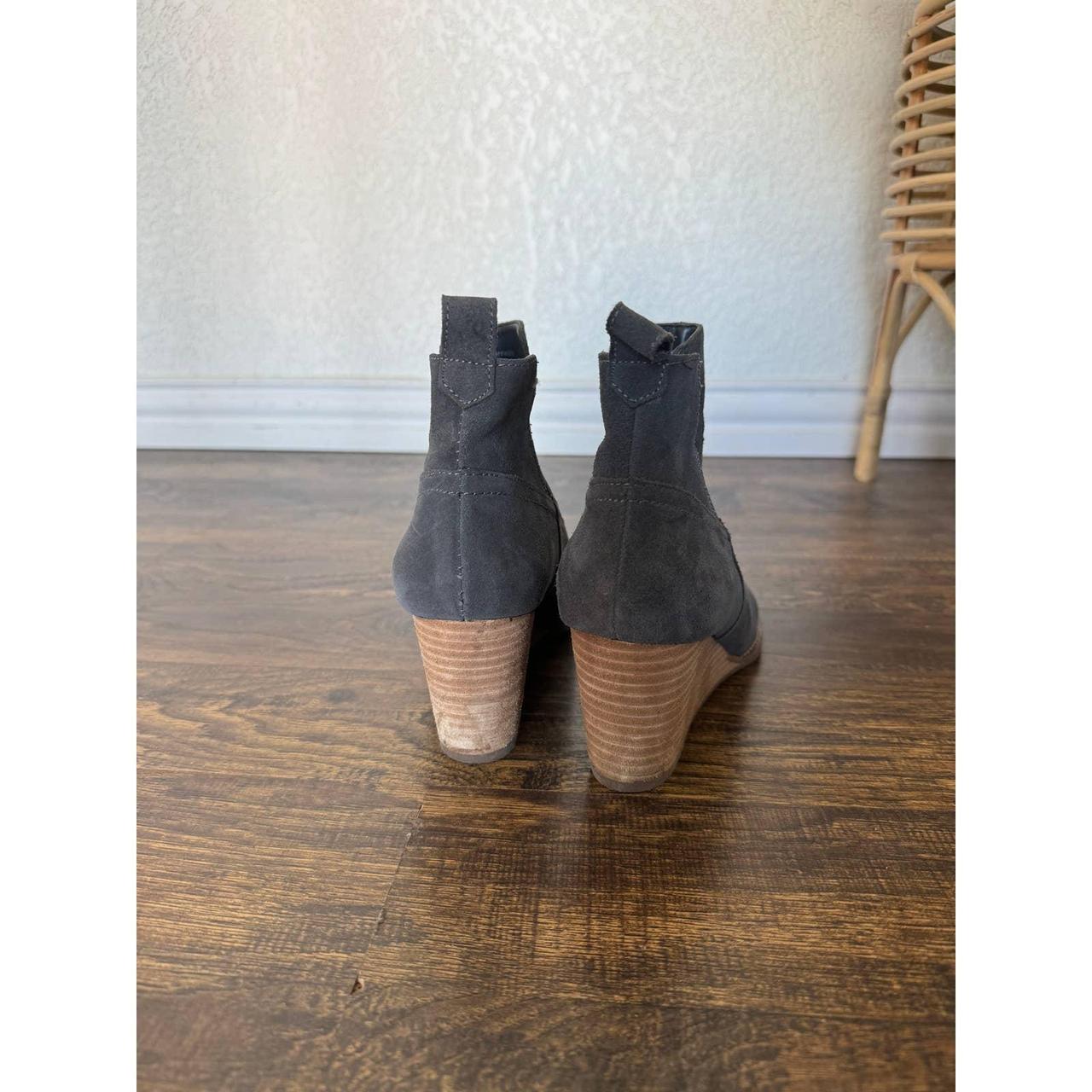 Blondo irving waterproof wedge bootie sale