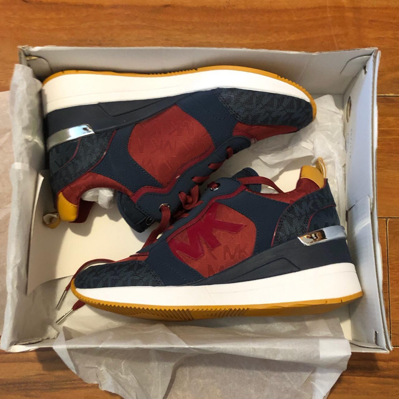 crista trainer michael kors