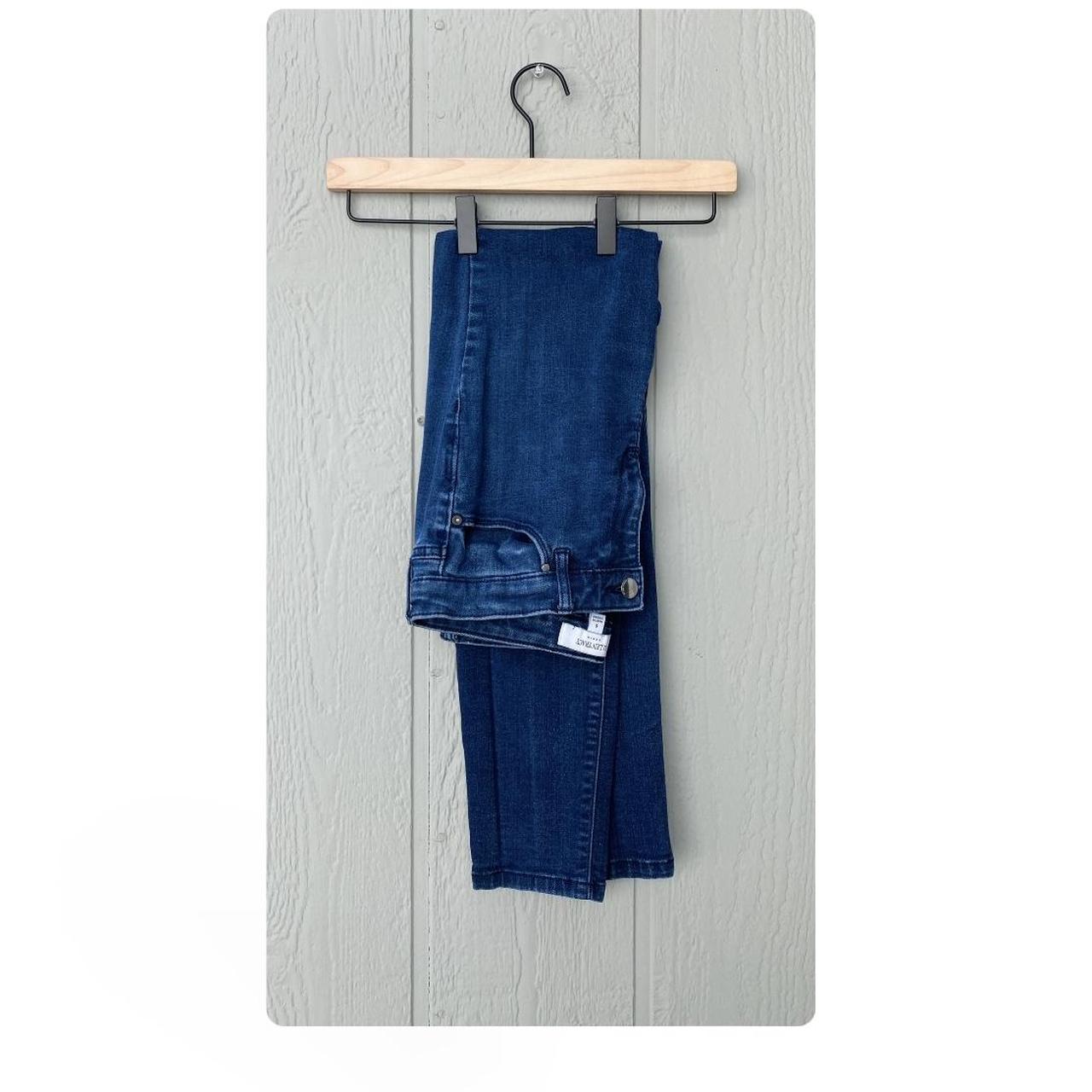 Ellen Tracy Straight Skinny Low Rise Women’s