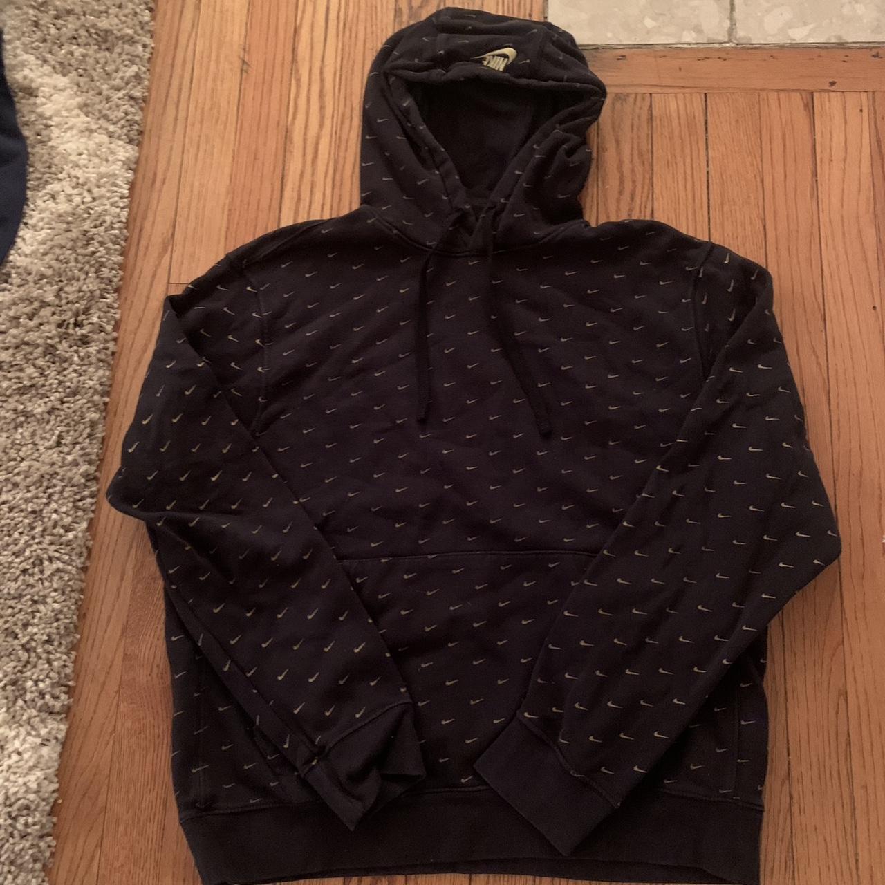 Nike Hoodie Size Large Depop