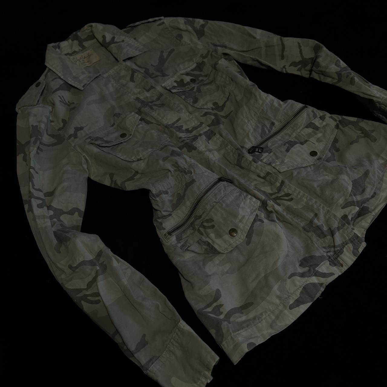 item listed by comatoseeee