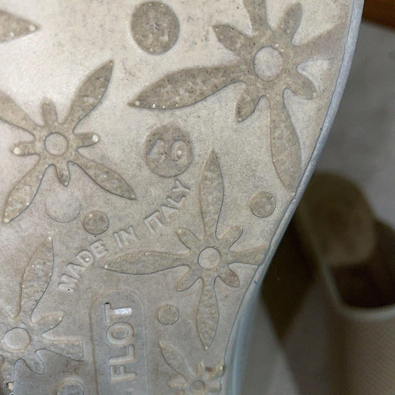 Source Unknown Women's Loafers - Cream - US 9 – T… - image 3