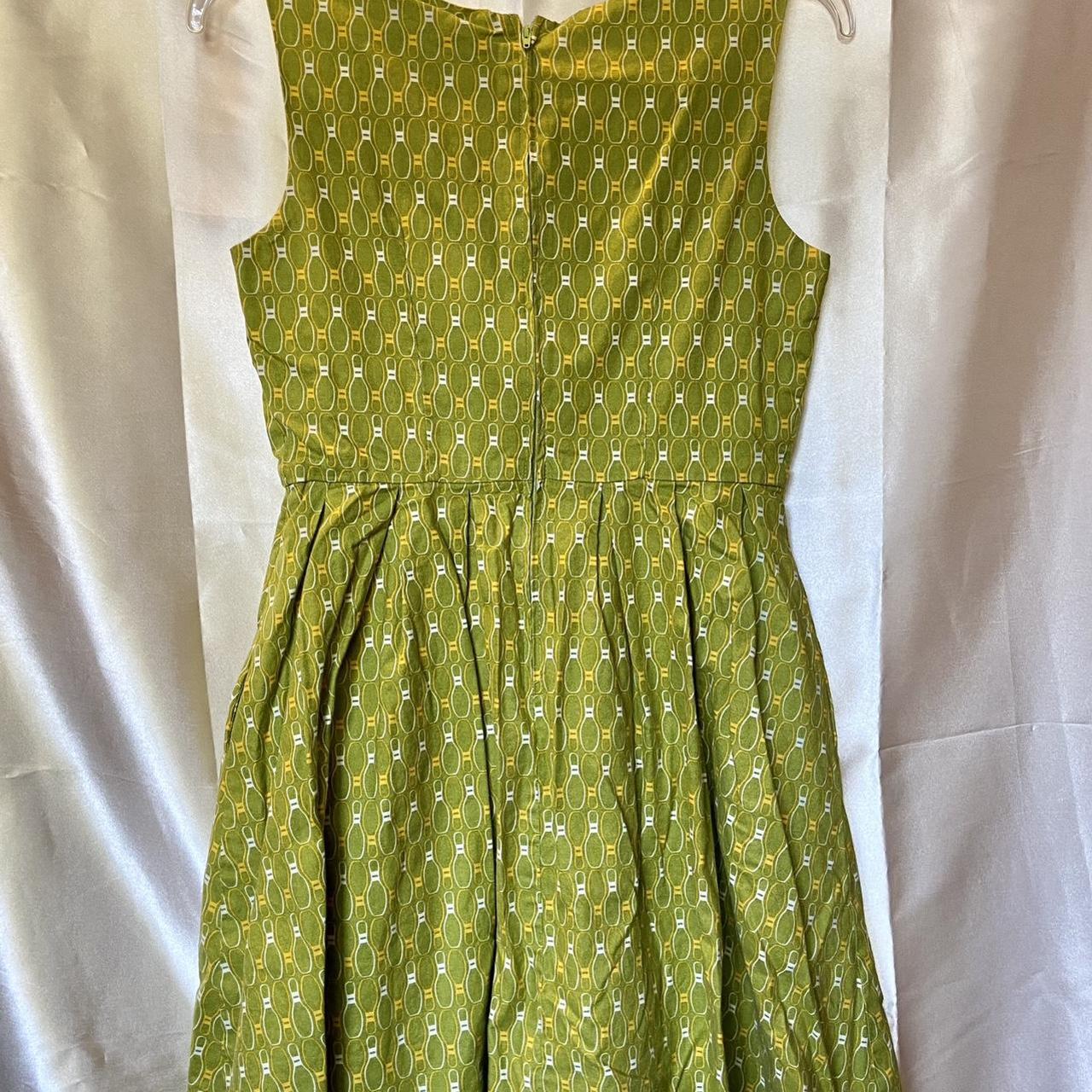 Vintage style light green dress with white and... - Depop