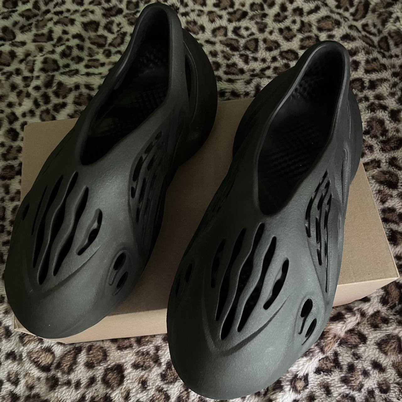 yeezy foam runner womens 8