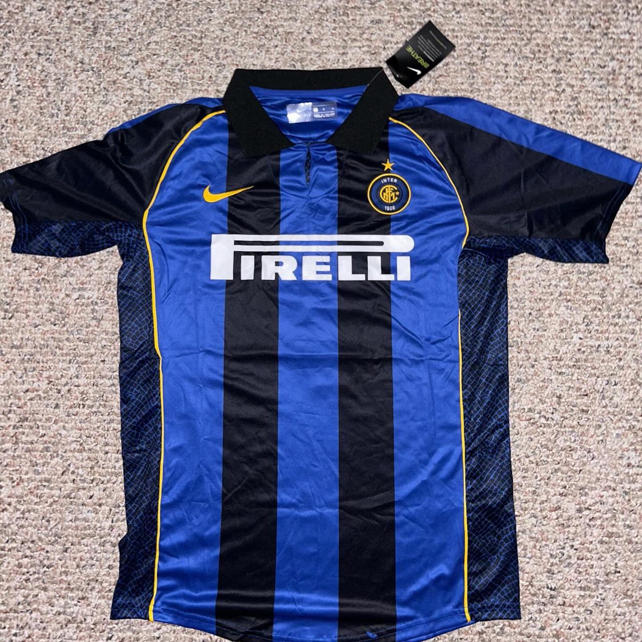 Inter Milan retro 2001-02 Ronald(R9) jersey. Very... - Depop