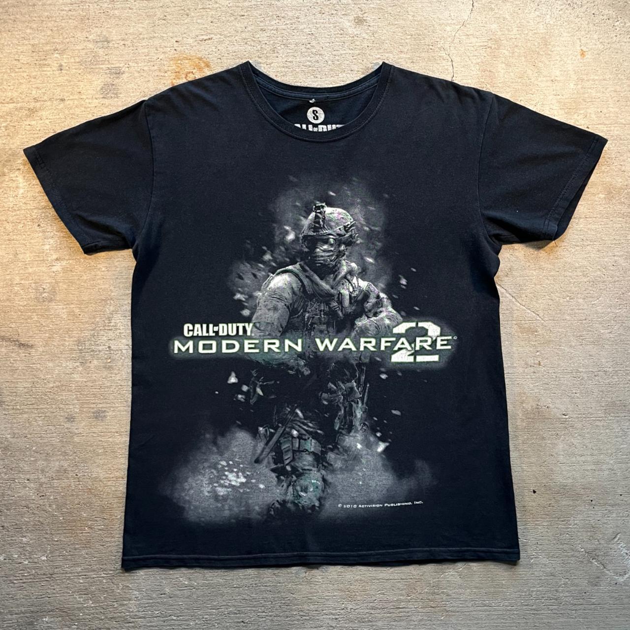 海外限定 Call Of Duty Modern Warfare 2 ゲーム Tシャツ modern-warfare-2-helmet-t-