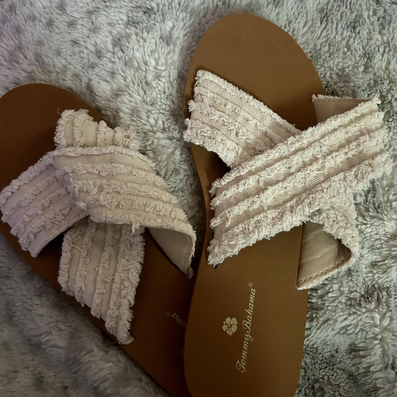 Tommy Bahama Women's Cream and Tan Sandals