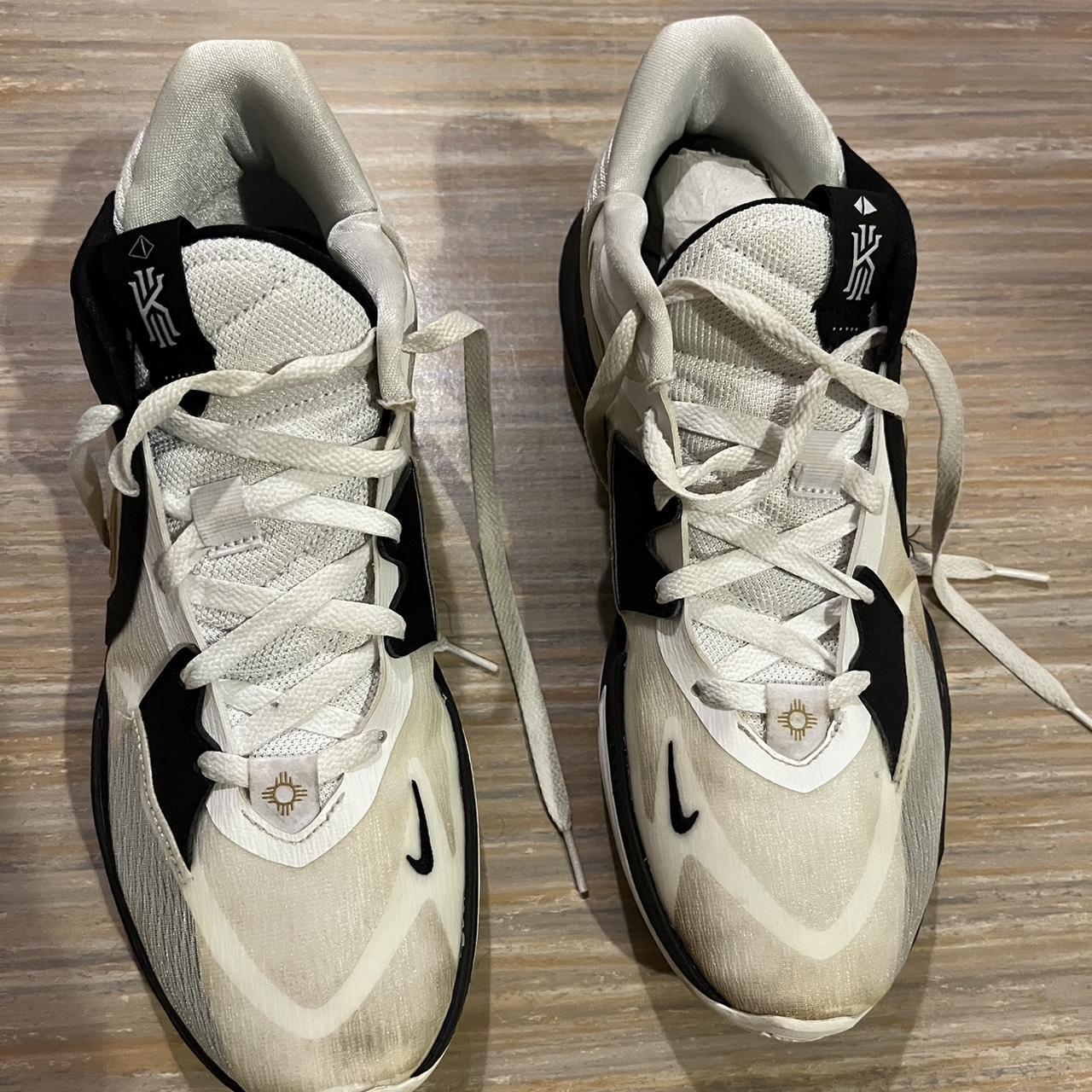 Kyrie 5 low Great basketball shoes - Depop