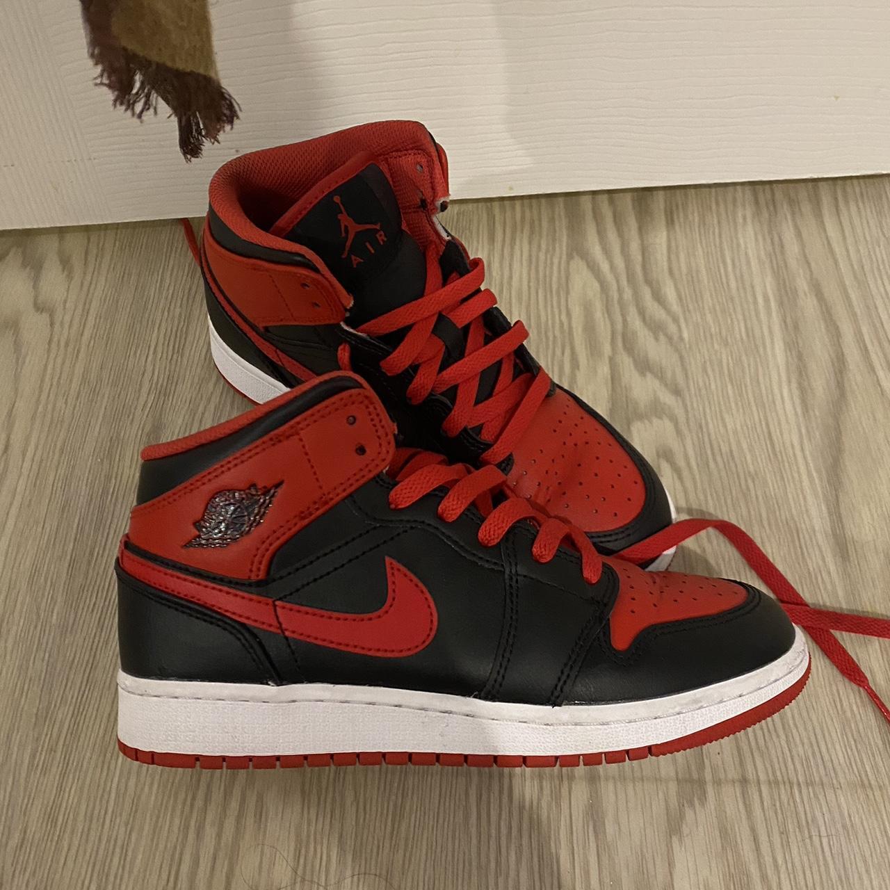 womens air jordans red and black