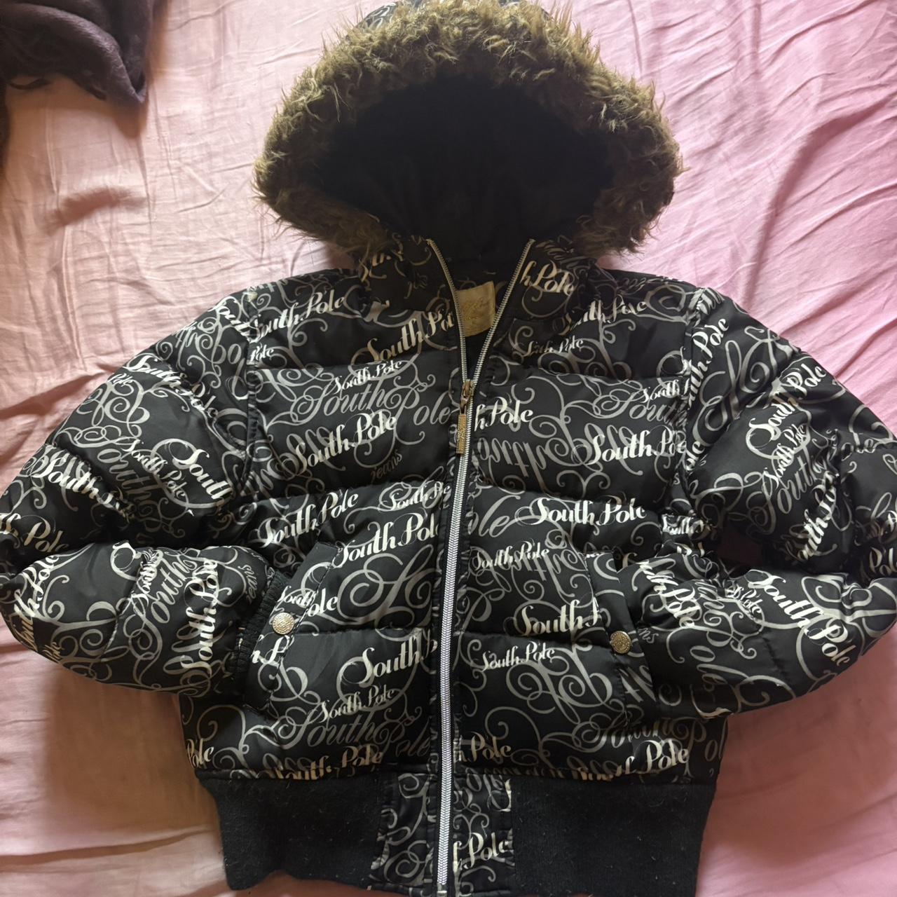 Y2k fur-jacket - Depop