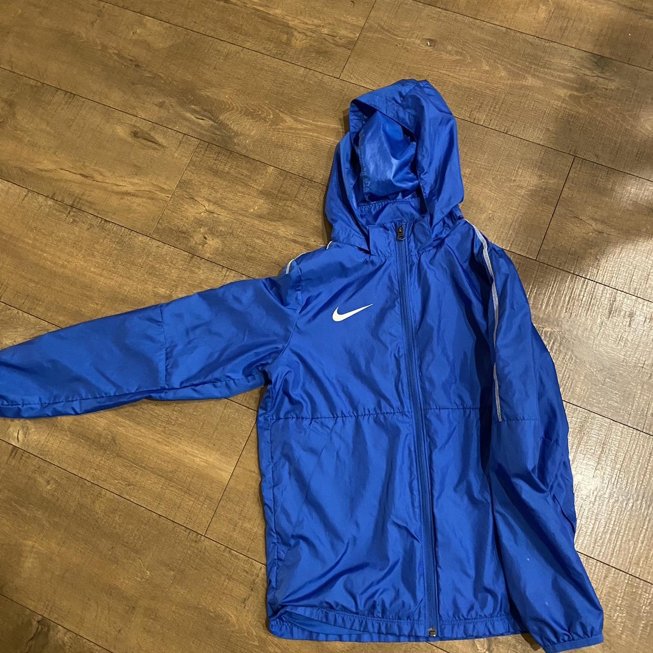 Royal blue windbreaker top nike