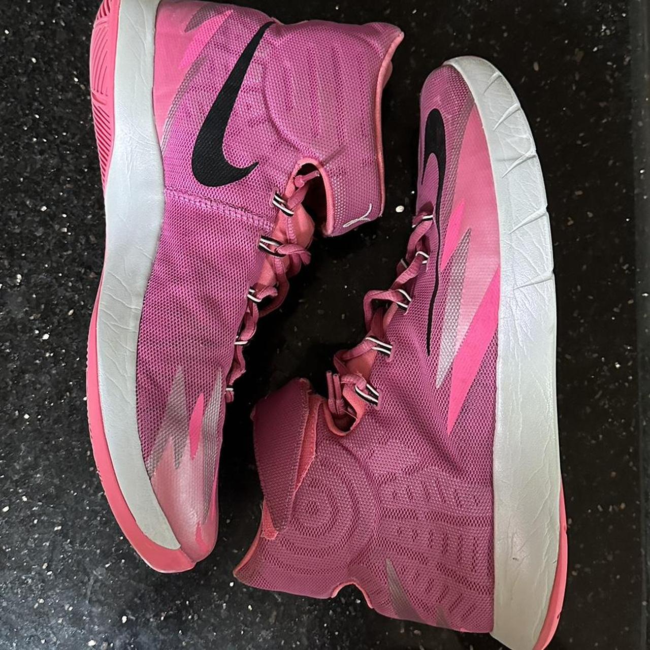 Pink shops hyperrev