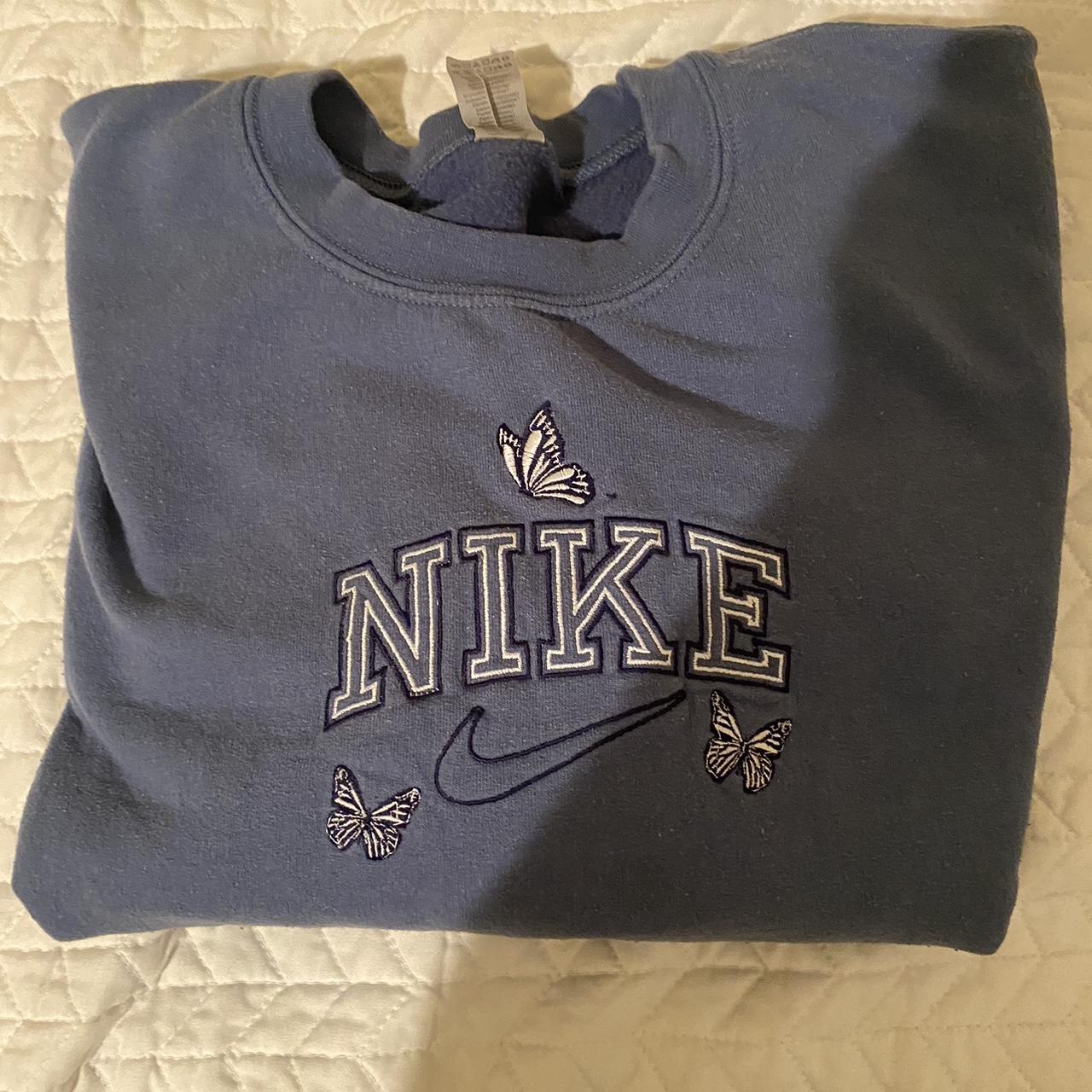 embroidered sweater nike