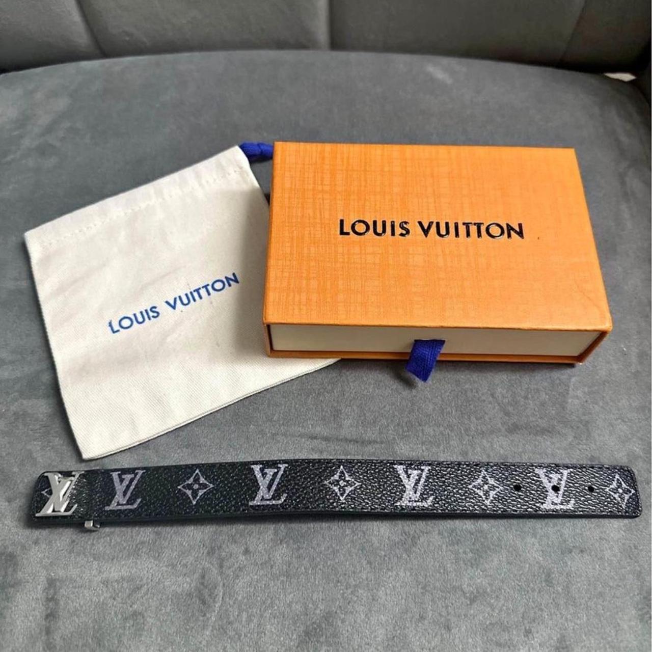 Unisex Louis Vuitton Slim Bracelet. Can go a little