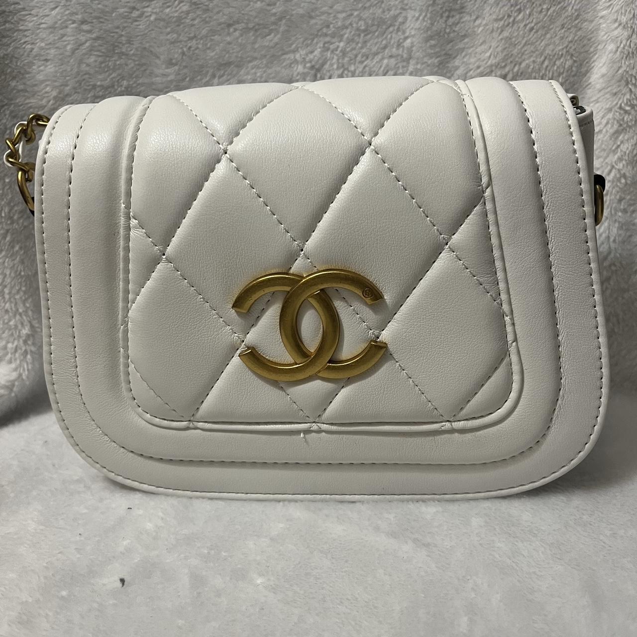 Small white shoulder bag never used brand new - Depop