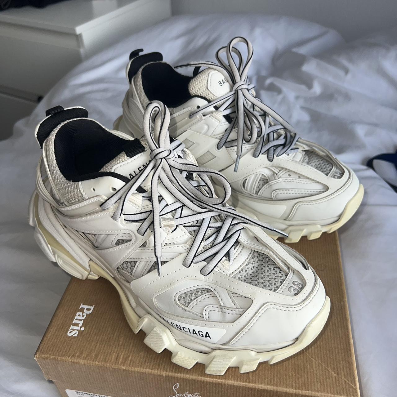 Depop balenciaga hotsell