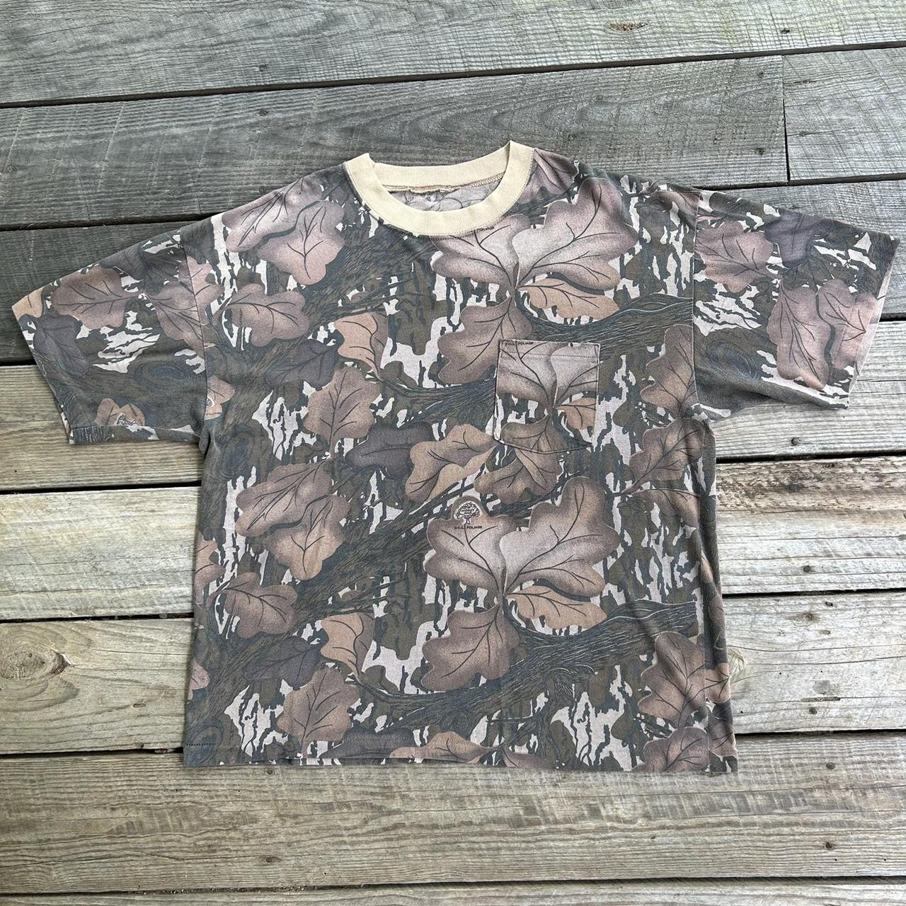 Mossy Oak Men's Tan and Brown T-shirt | Depop